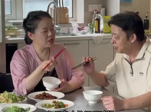 错换风波多年，许敏夫妇的日常，打破大家心中的刻板印象
